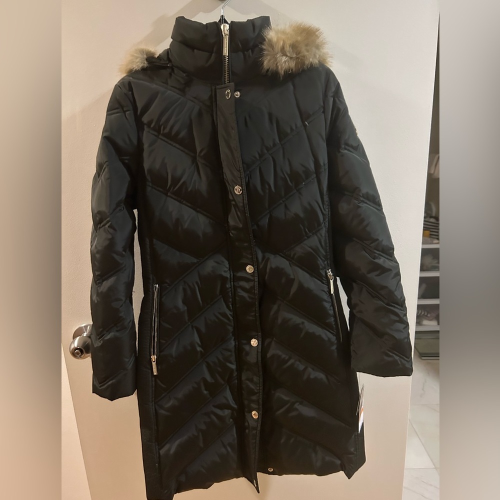 MICHAEL KORS! NEW! Dark Green Puff Coat